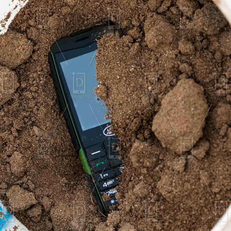 Скайлинк-телефон Land Rover A9 - защищенный недорогой CDMA-телефон - купить  в Москве, Московской области и других городах